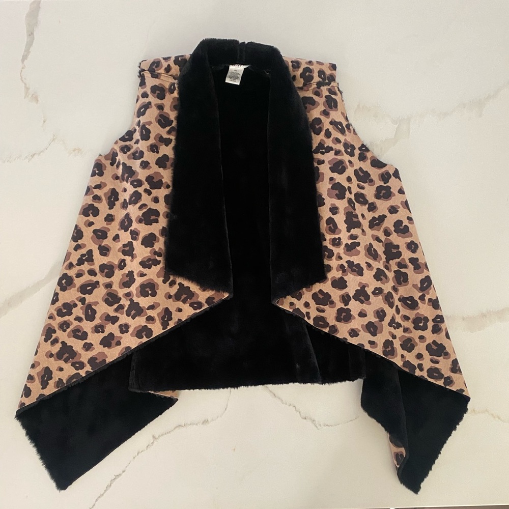 RENVY FAUX SUEDE SHAWL